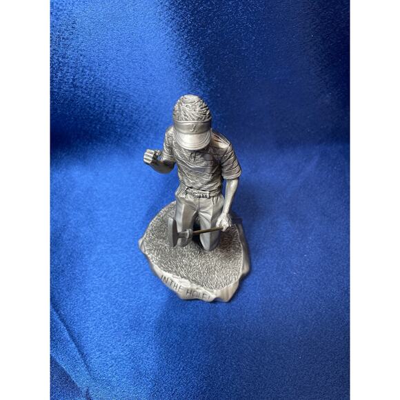 Barry Austin In The Hole Detailed Pewter Golfing Sculpture - Picture 6 of 9